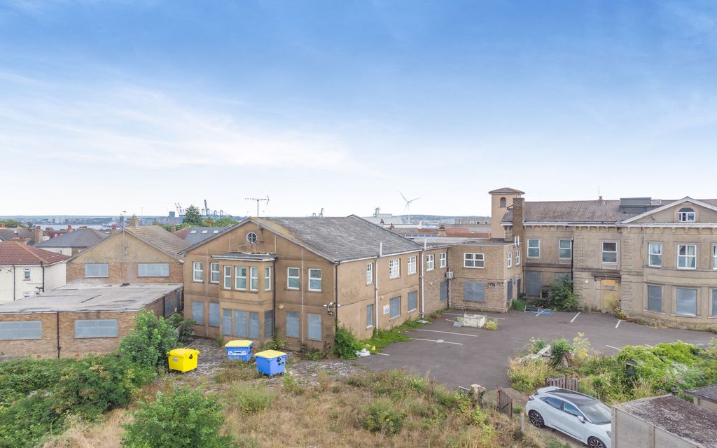 Property photo 2 of 34 Kesson House Care Home, Council Avenue, Northfleet, Gravesend, Da11 9Hn