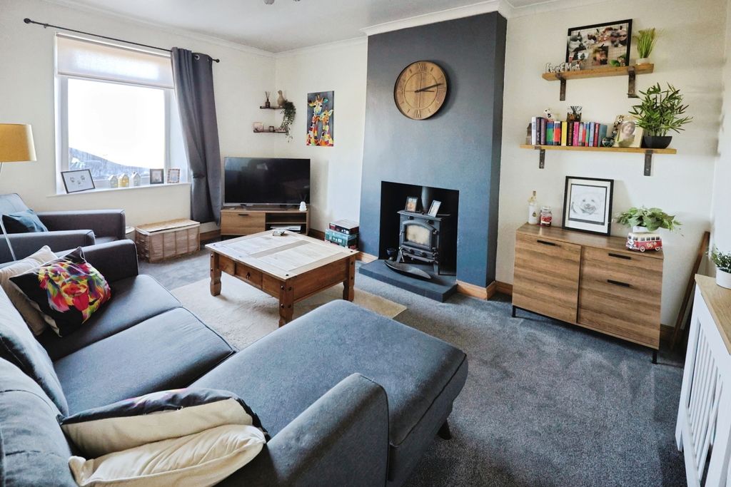 Property photo 2 of 14 Pbox-Img.Jpg