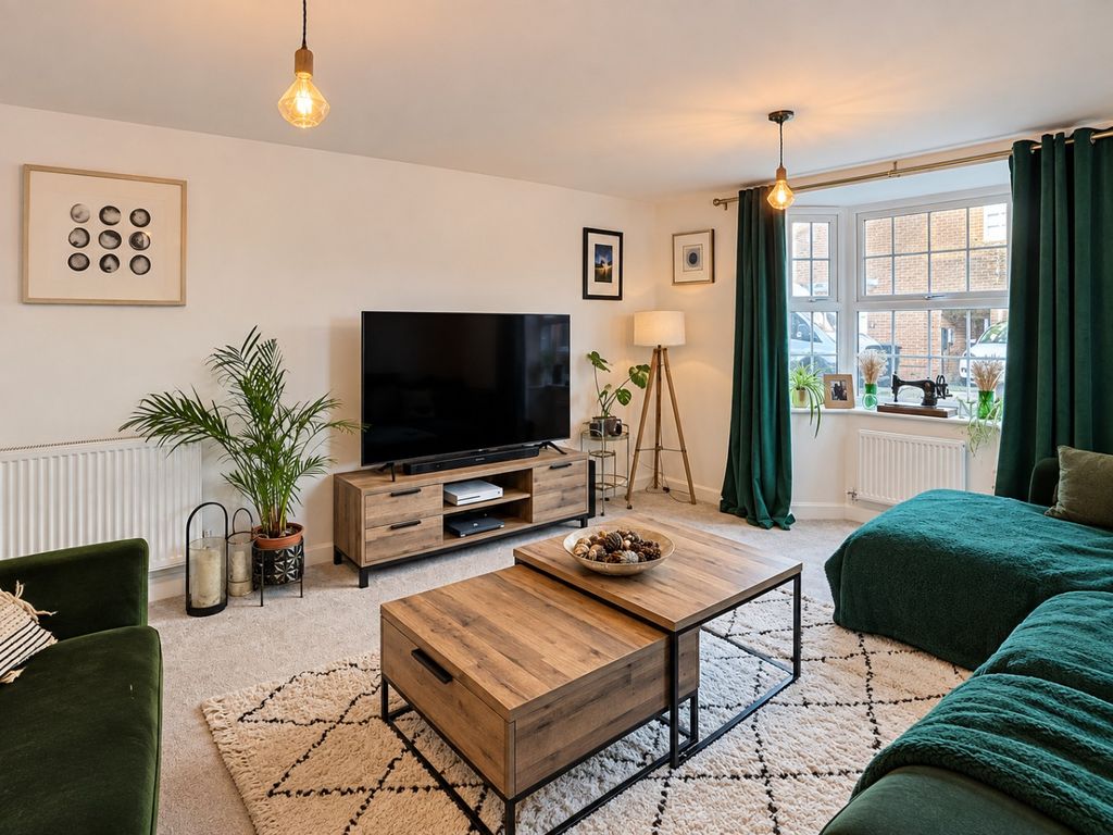 Property photo 3 of 28 4417286