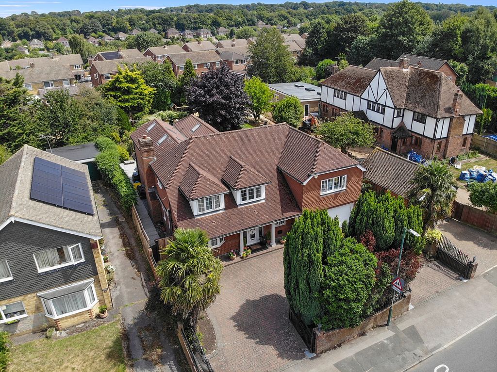 Property photo 2 of 85 Dji_0971