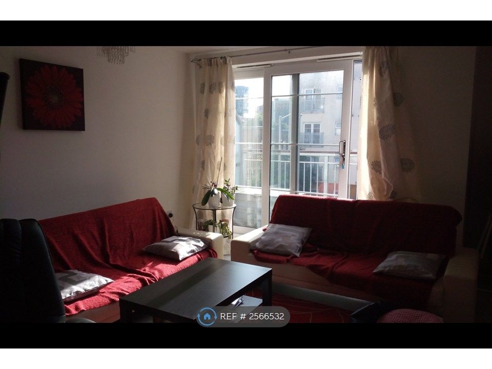 Property photo 2 of 9 Lounge