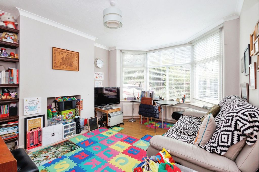 Property photo 3 of 15