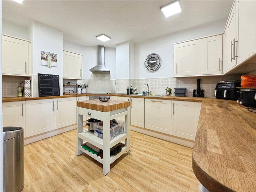 Property photo 2 of 9 Picture No. 02