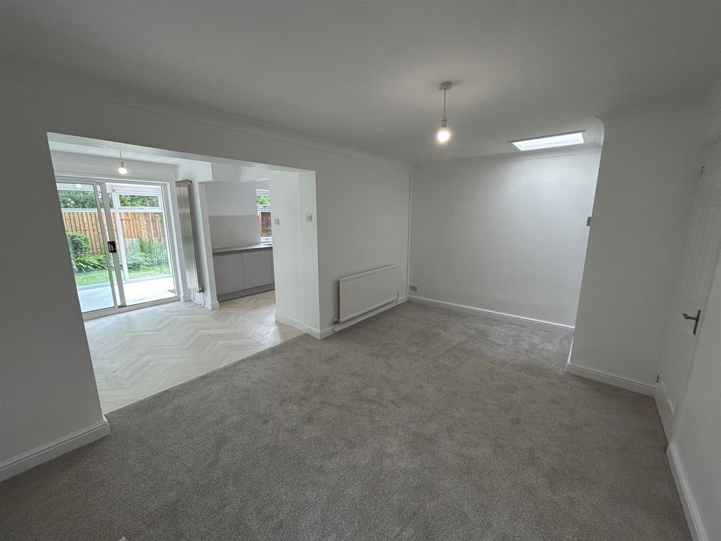 Property photo 3 of 15 6.Jpg