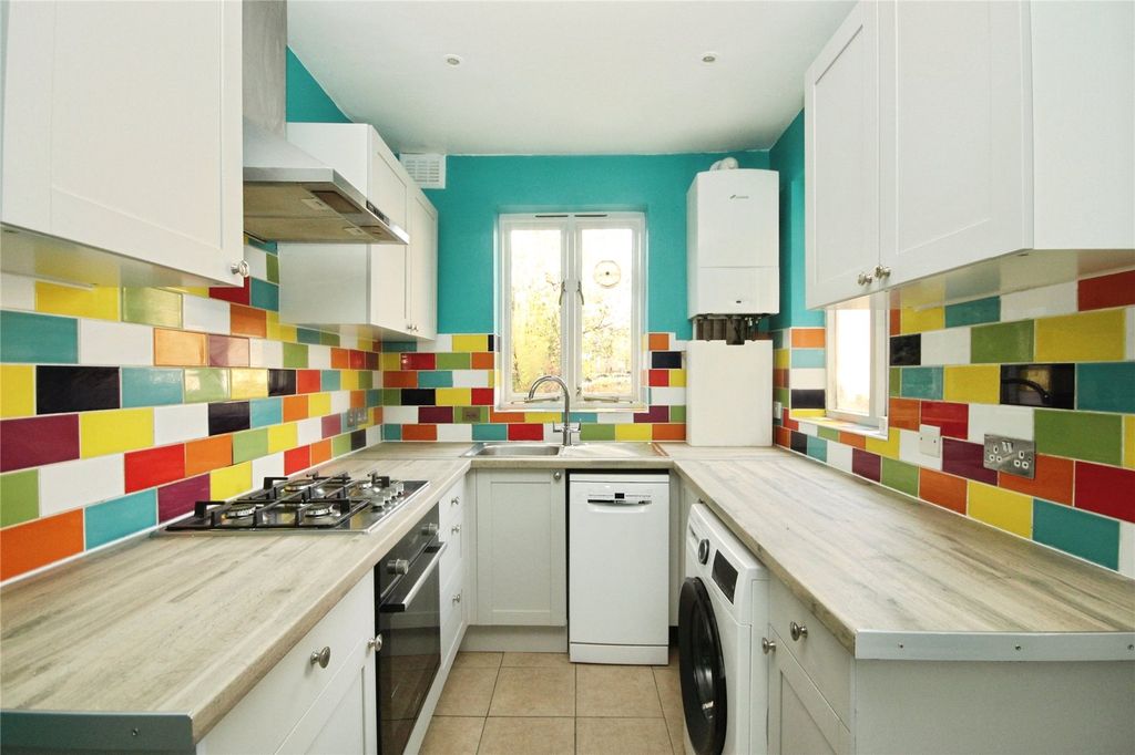 Property photo 2 of 23 Kitchen