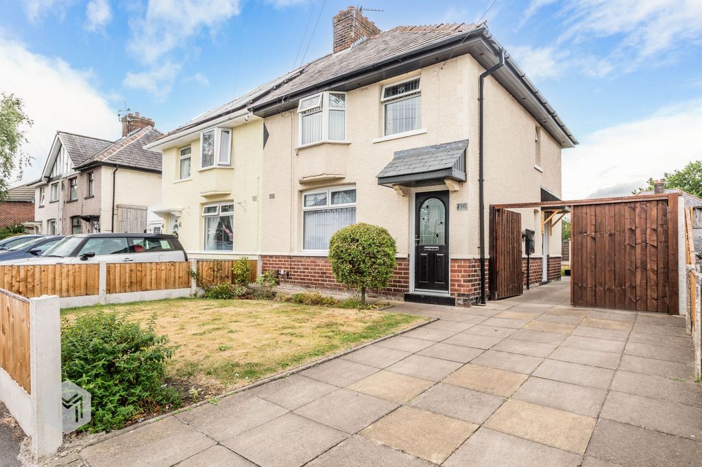Property photo 1 of 25