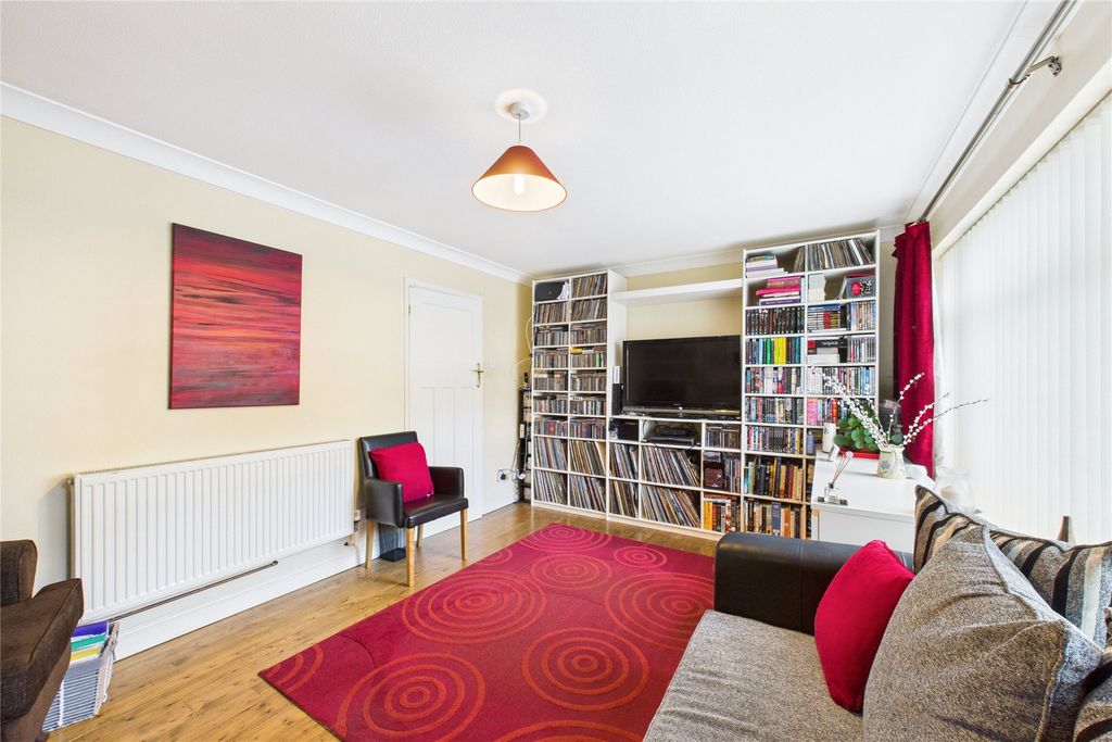 Property photo 2 of 13 Picture No. 41