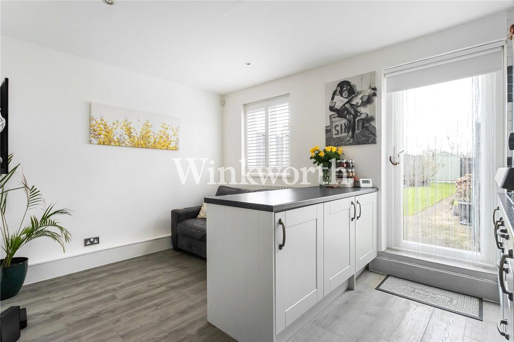 Property photo 1 of 12 Picture No. 03