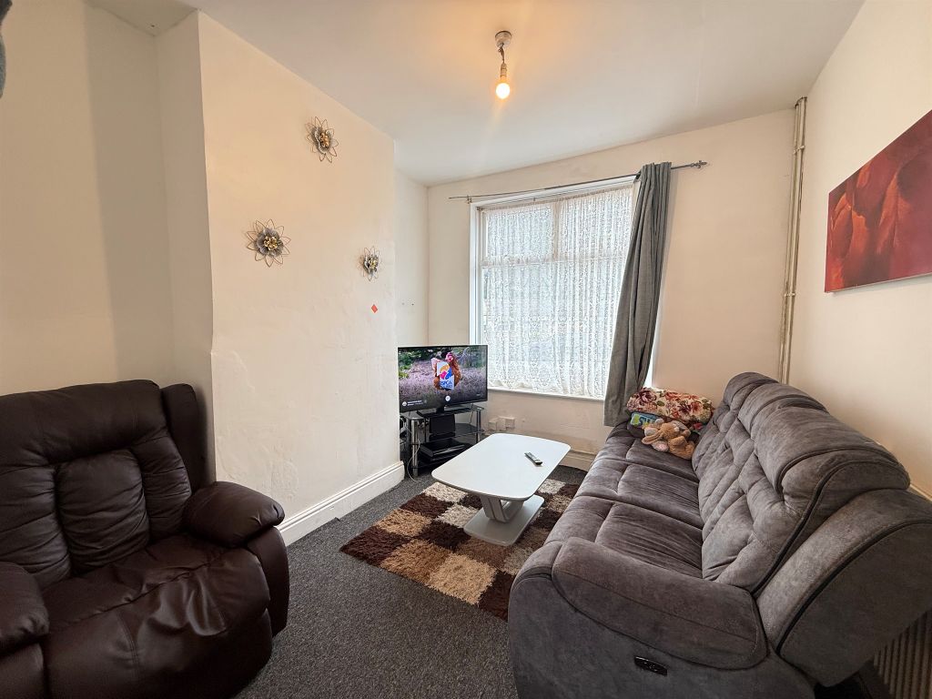 Property photo 2 of 10