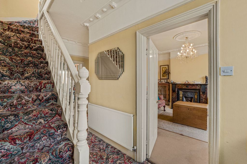 Property photo 3 of 25 Hallway