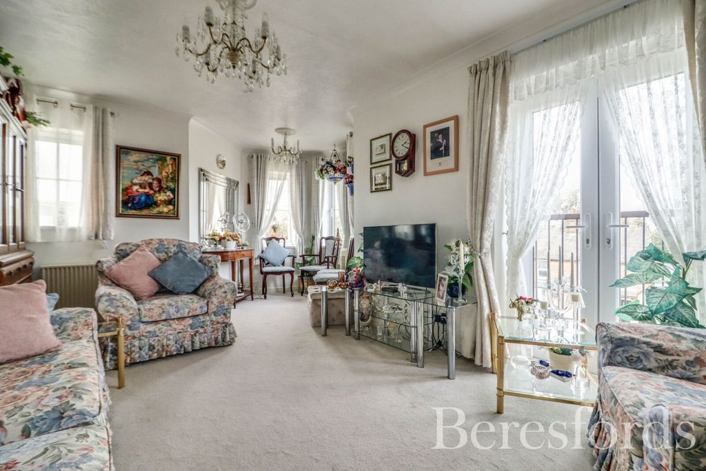 Property photo 3 of 21 Picture No. 52