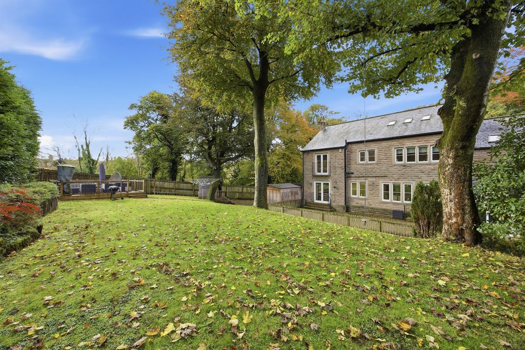 Property photo 3 of 31 (Main)