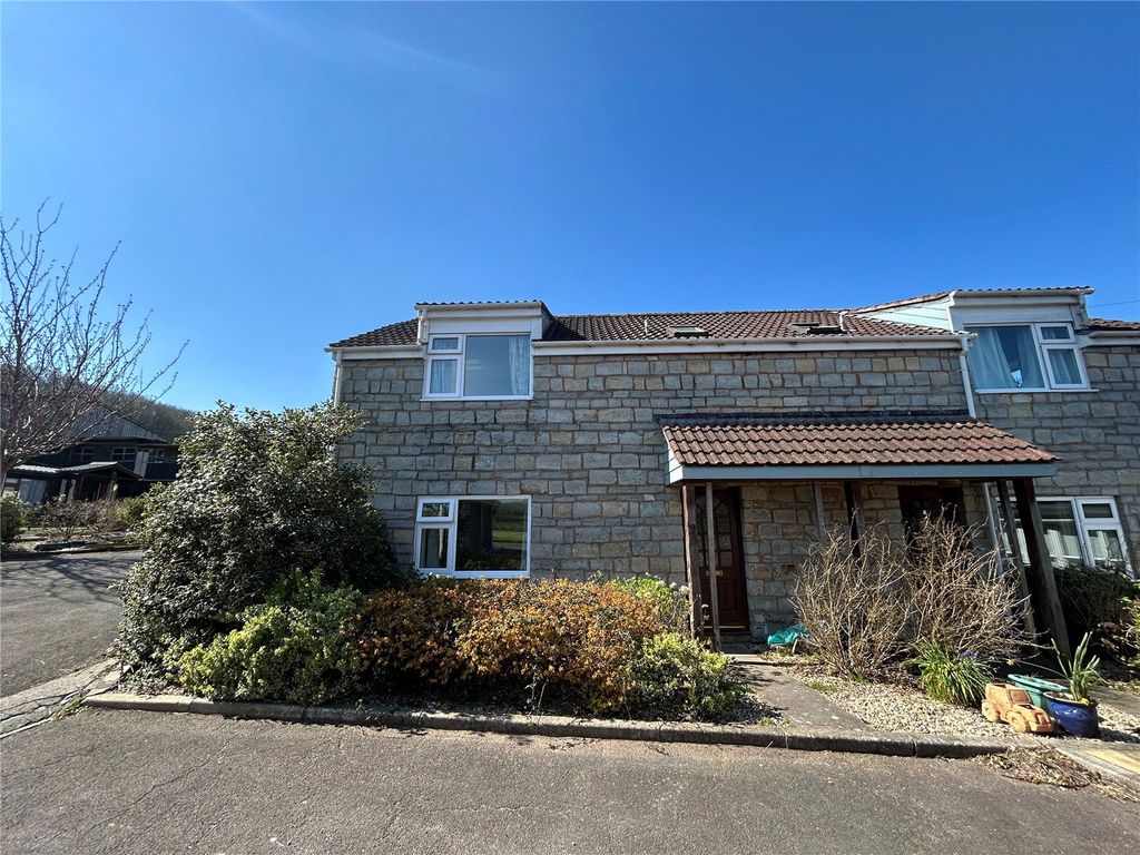 Property photo 1 of 8 Picture No. 25