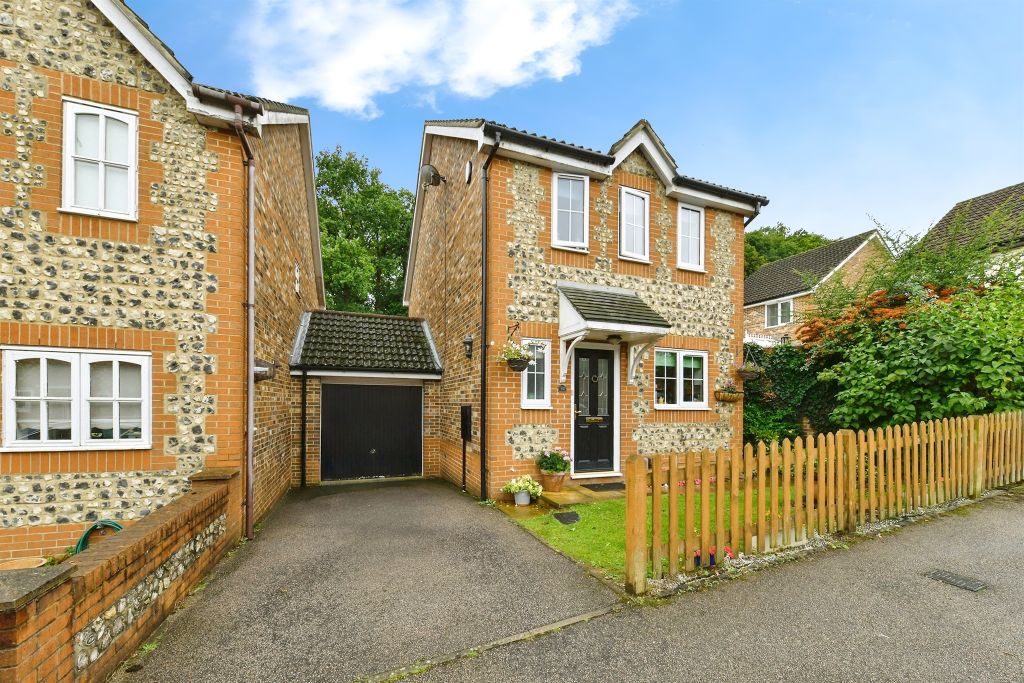 Property photo 1 of 15