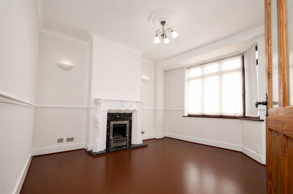 Property photo 2 of 14 2269302