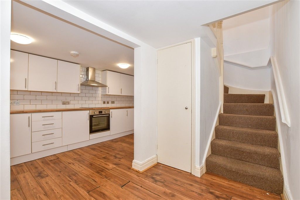 Property photo 3 of 9 Dining Area