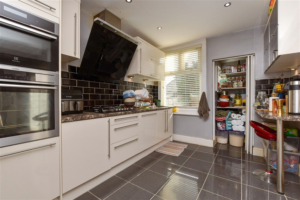 Property photo 1 of 15 Kitchen