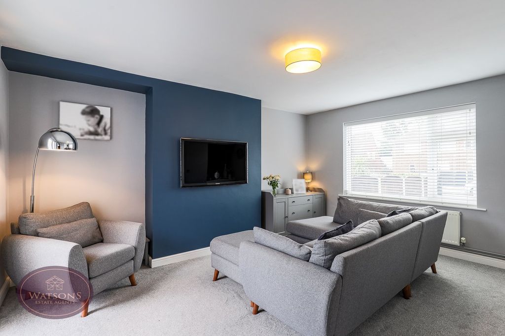 Property photo 2 of 24