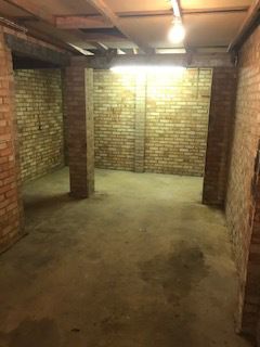 Property photo 2 of 32