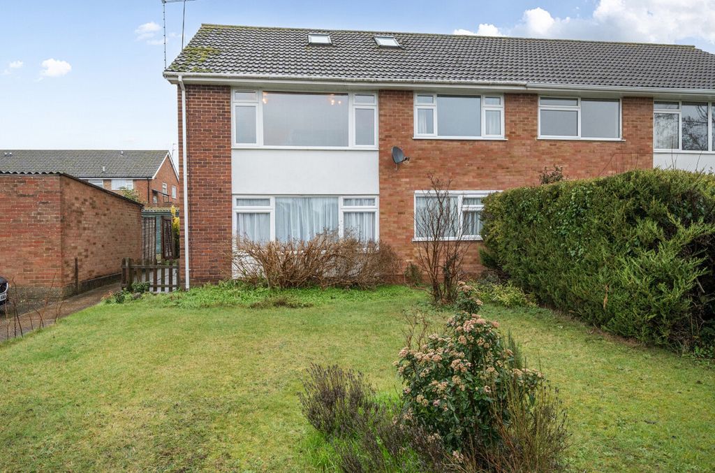 Property photo 2 of 14