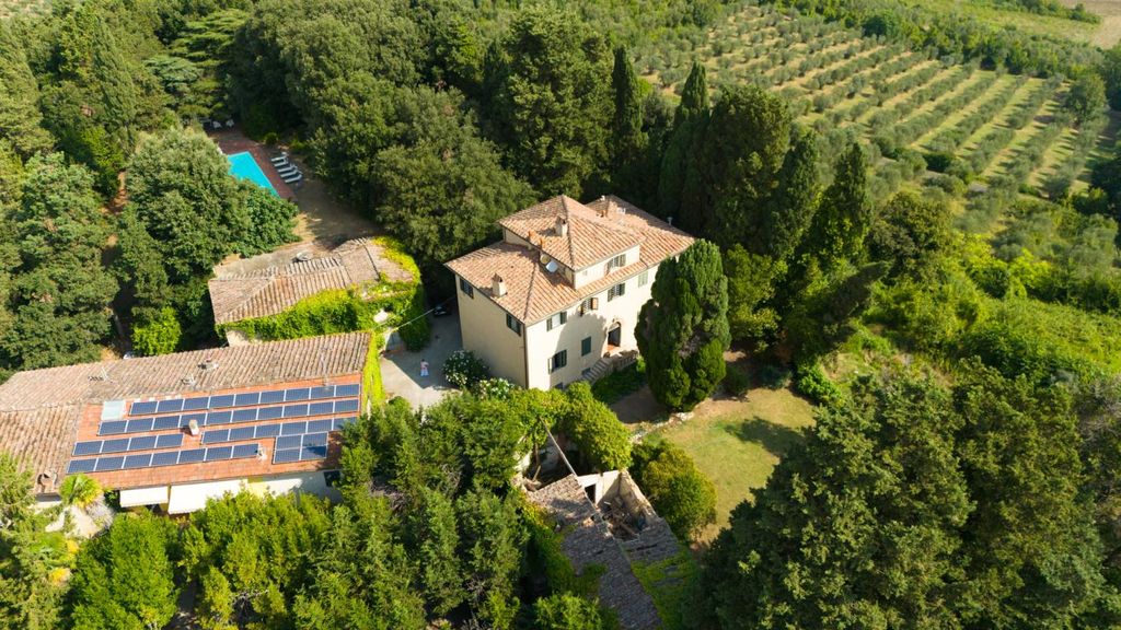 Property photo 1 of 36