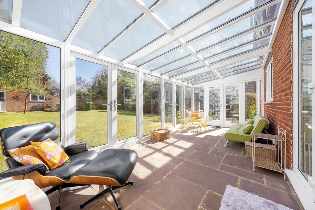 Property photo 3 of 18