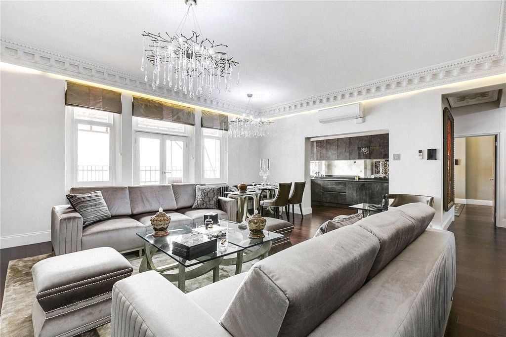 Property photo 3 of 12 Picture No. 04