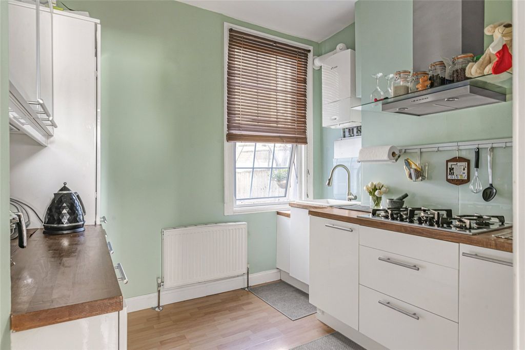 Property photo 3 of 10 Picture No. 02