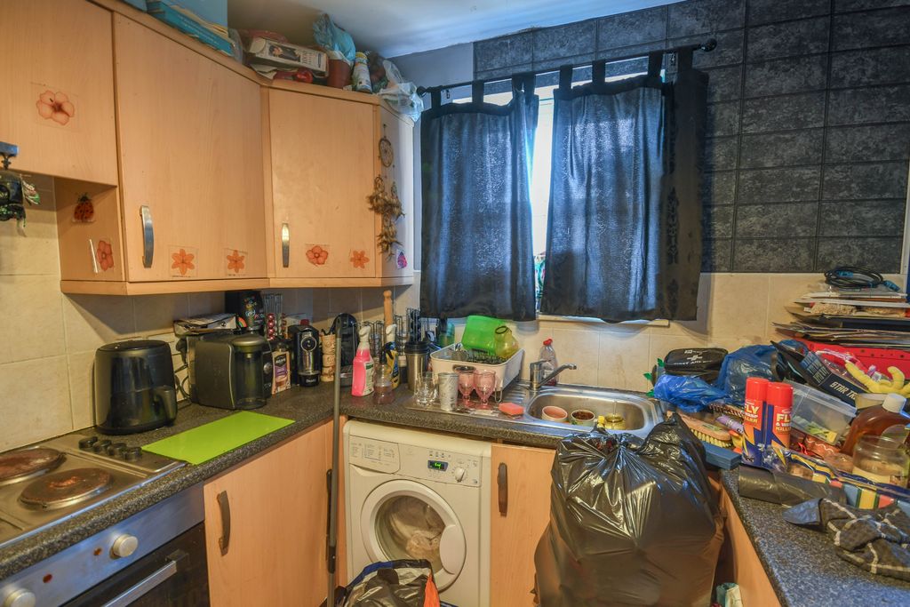 2 bed flat for saleWright Street, Blyth NE24 photo 5