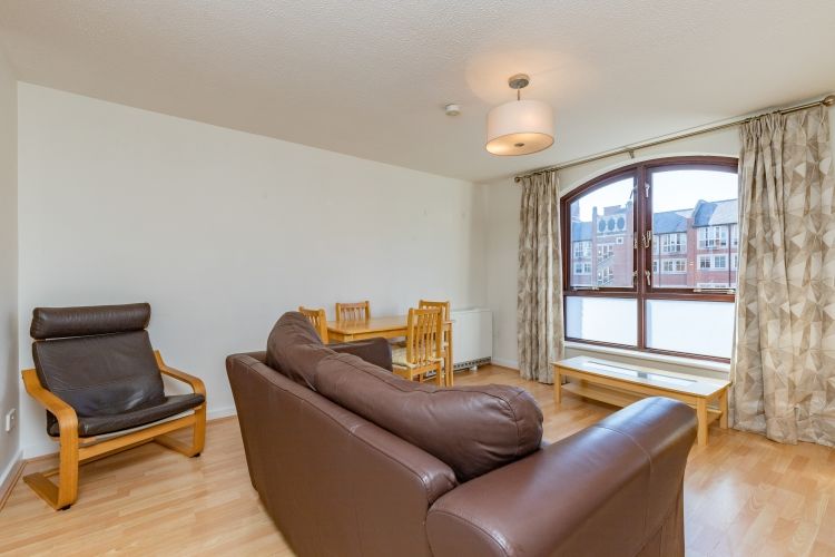 Property photo 3 of 9 274864