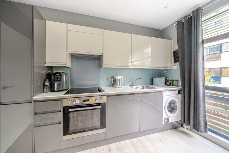 Property photo 3 of 16