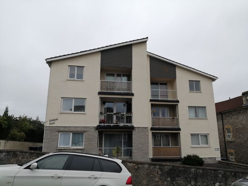 Property photo 1 of 17 Photo 17