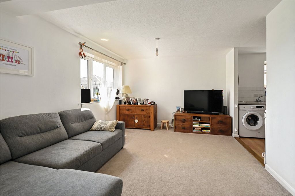 Property photo 2 of 8 Picture No. 07