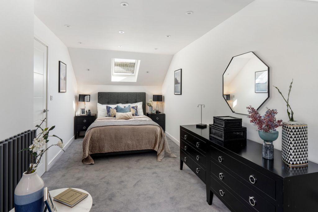 Property photo 3 of 16 4344934