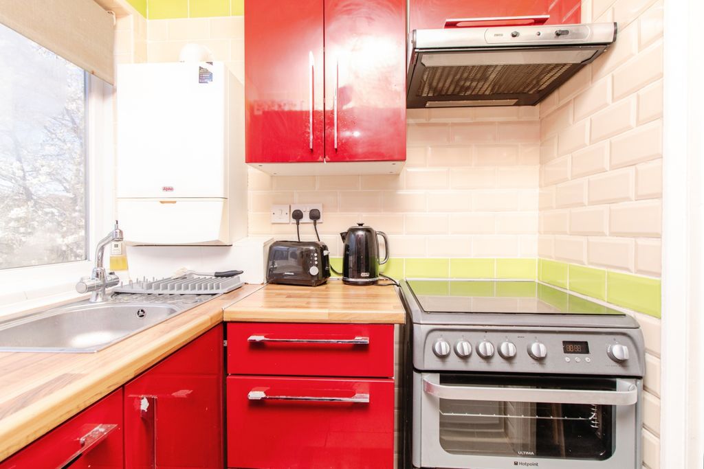 Property photo 2 of 13 Kitchen