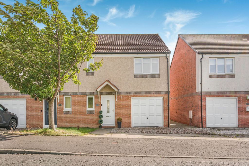 Property photo 1 of 34