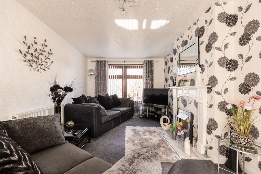 Property photo 2 of 24 Property Image 2