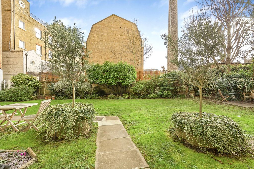 Property photo 2 of 3 Picture No. 08