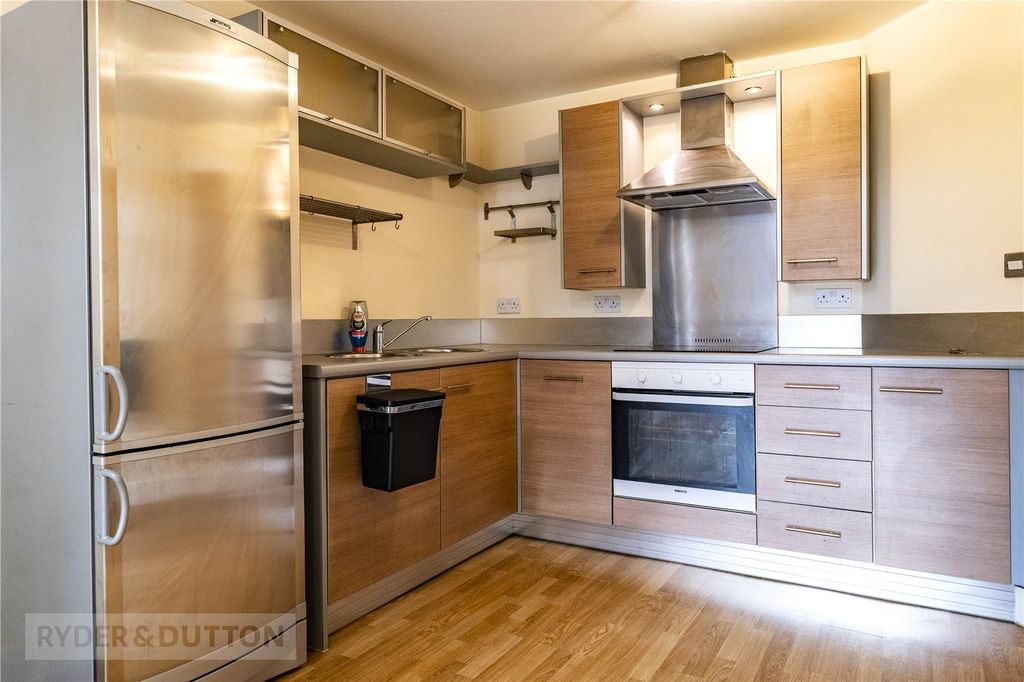 Property photo 2 of 15 Open Plan