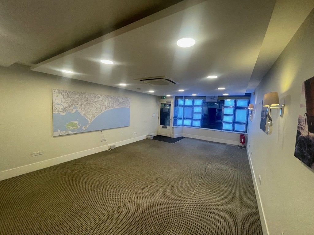 Property photo 3 of 6 Photo 2