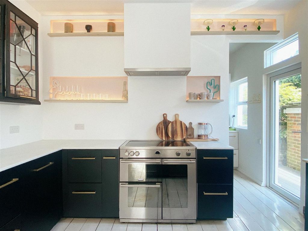 Additional image 10 of 6 bed semi-detached house for salePriory Road, Hastings TN34