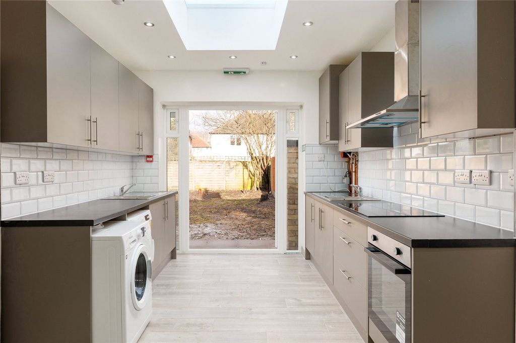 Property photo 2 of 7 Picture No. 03