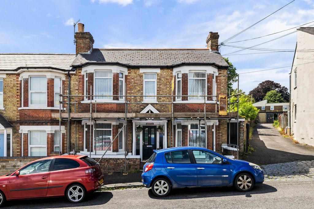 Property photo 1 of 15