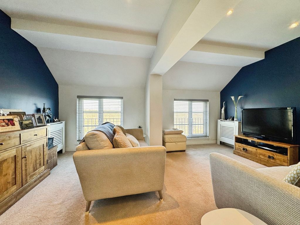 Property photo 1 of 32 Pbox-Img.Jpg