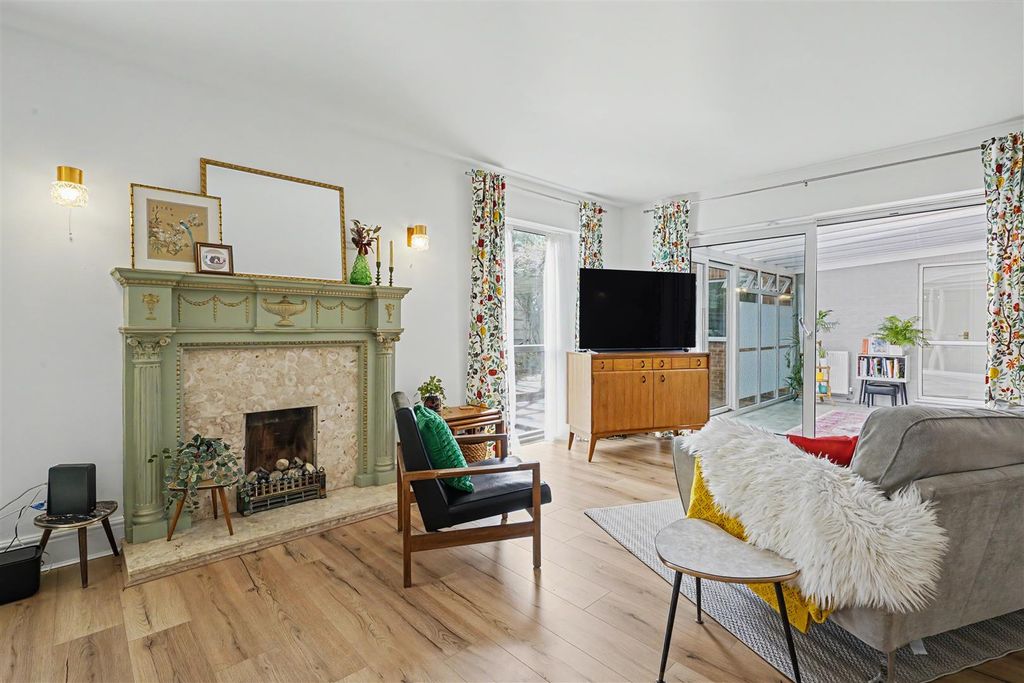 Property photo 2 of 31 Lounge_Diner 1_2.Jpeg