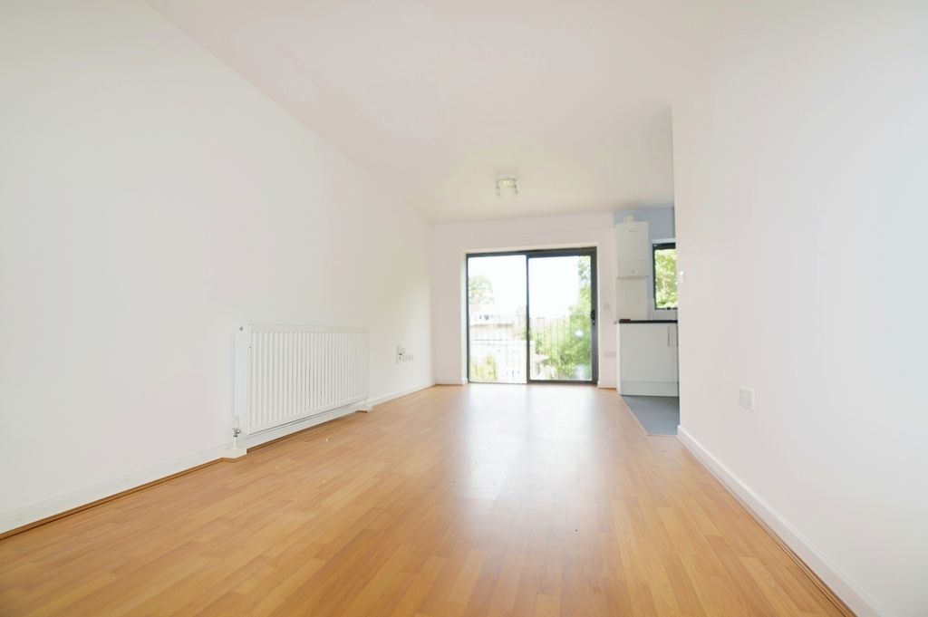 Property photo 2 of 6 Da67B844-Fileacce...