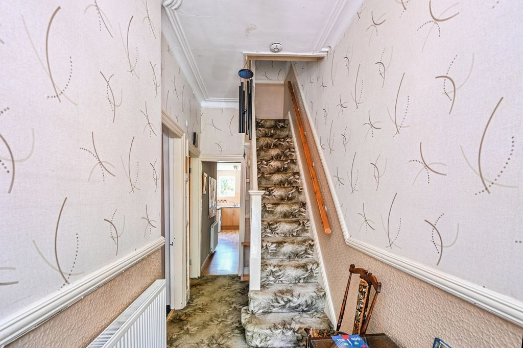 Property photo 2 of 21 Pbox-Img.Jpg