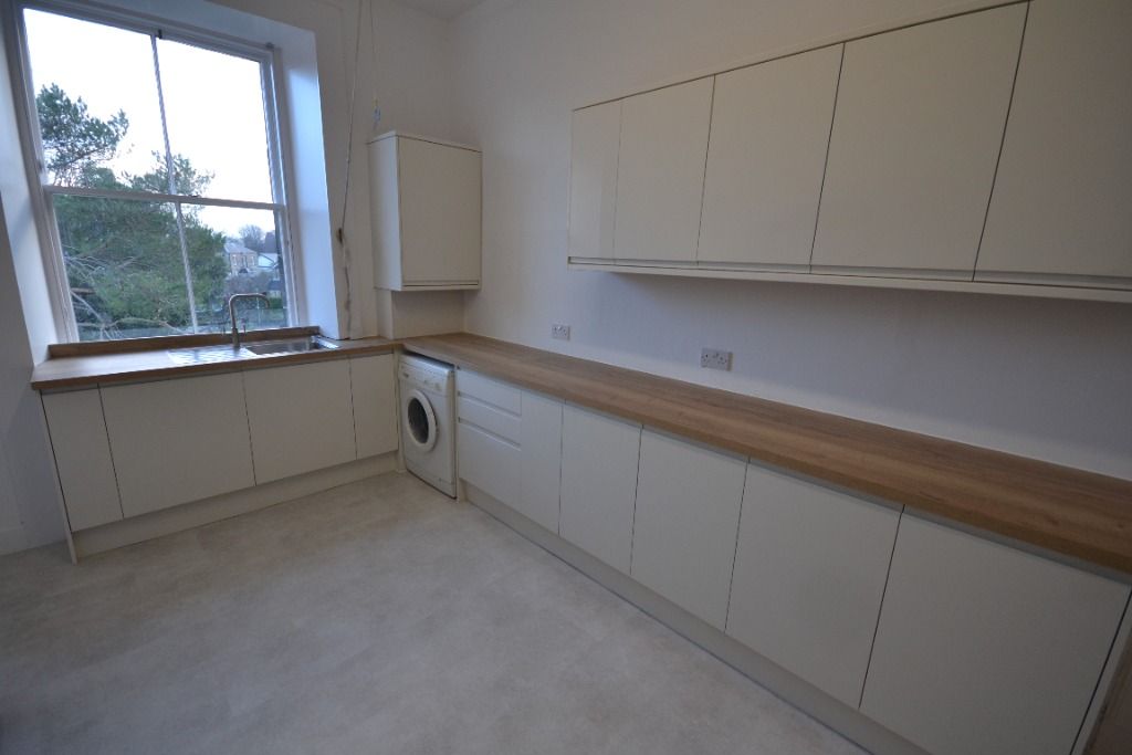 Property photo 3 of 9 Photo 3