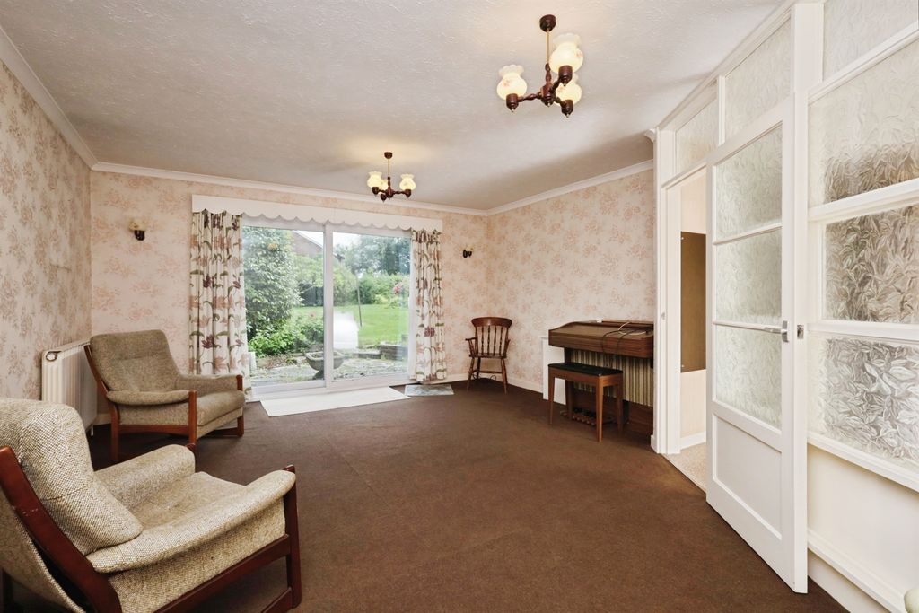 Property photo 3 of 18