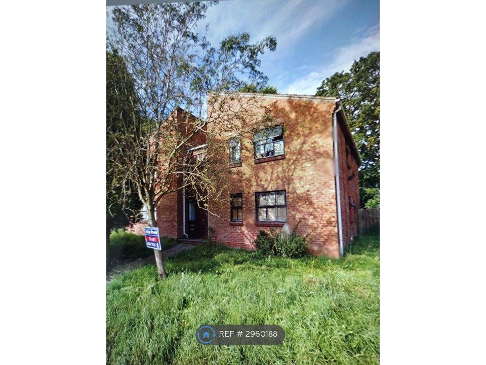 Property photo 1 of 6 Studio Block